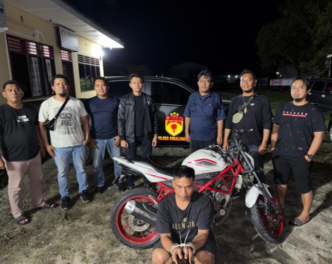 
					Tim Jatanras Polres Simalungun Tangkap Pelaku Curat di Rumah Kontrakan Guru