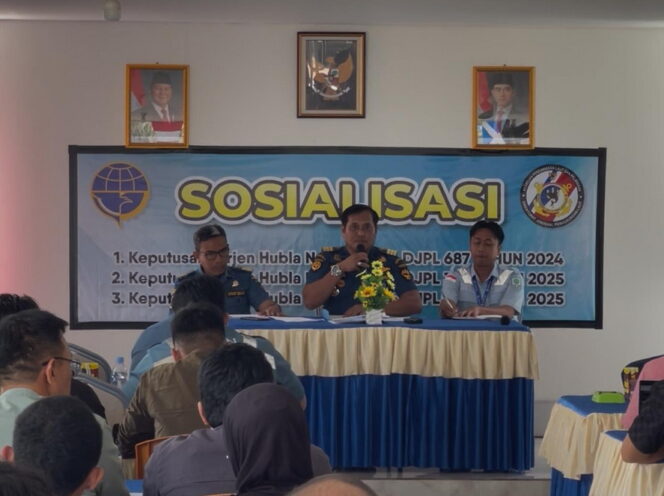 
					KUPP Molawe Sosialisasi KP-DJPL, Kapal Tongkang Wajib Miliki Sertifikasi Khusus