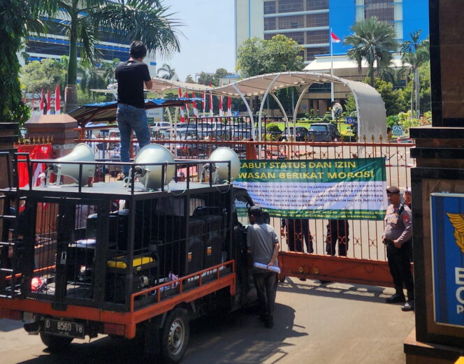 
					Ampuh Sultra Serukan Pencopotan Kepala KPPBC Kendari dan Pencabutan Izin Kawasan Berikat Morosi  